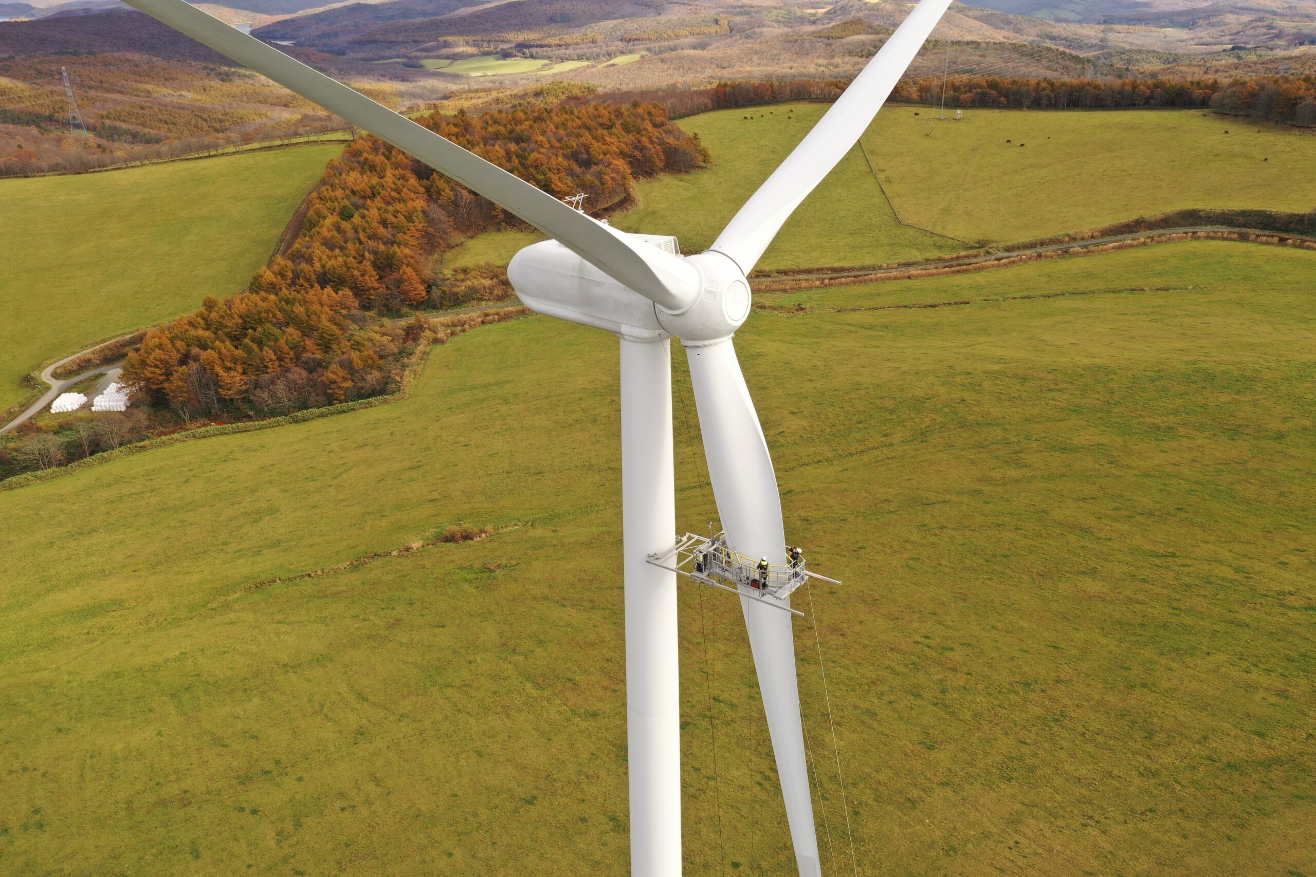 姫神ウィンドパーク風力発電点検｜仮設足場・機材［橋梁・法面・鉄道